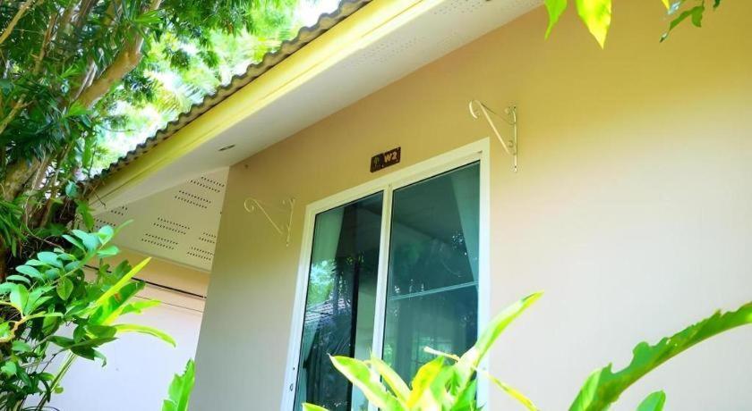 רנונג Rommai Rimnaam Resort מראה חיצוני תמונה